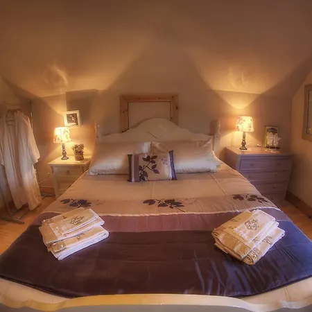 לינה וארוחת בוקר Walkers Nest